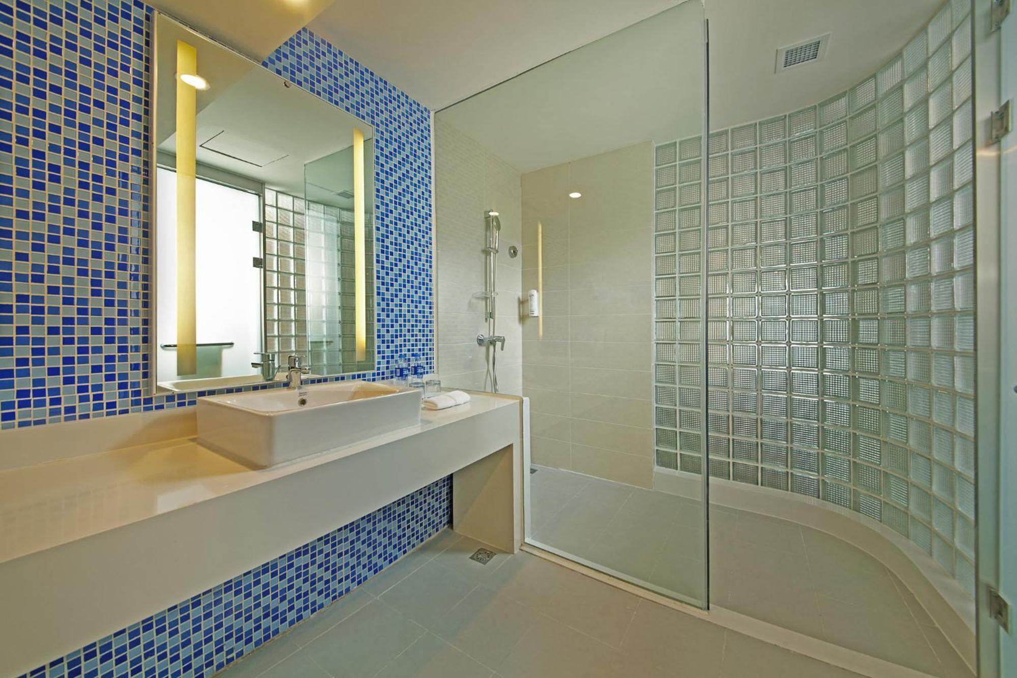 Holiday Inn Express Tangshan Downtown By Ihg Экстерьер фото